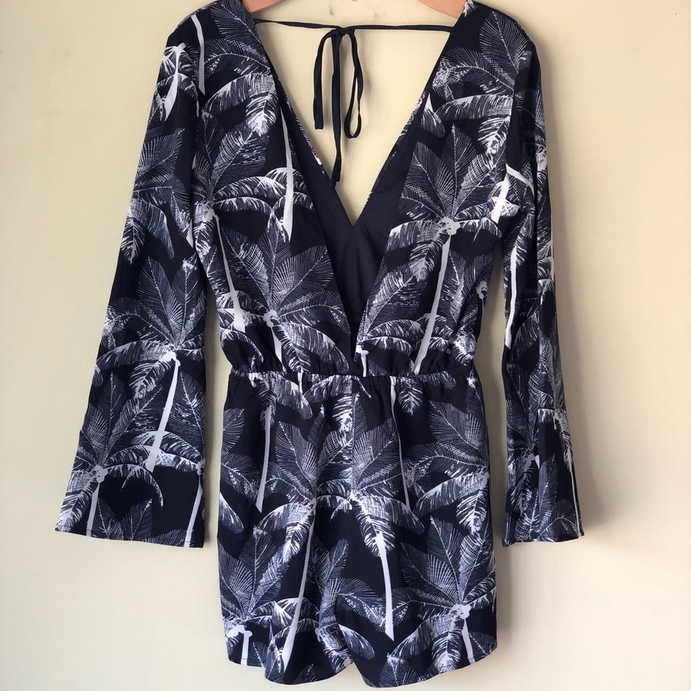 NWT Romper 💕